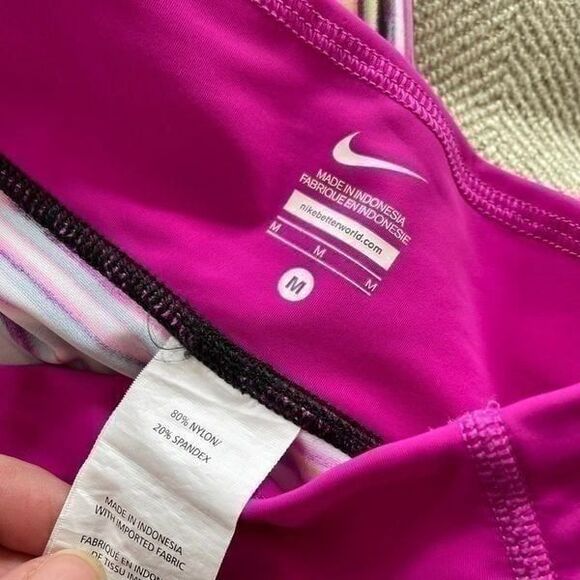 Nike Sports Capri Solar Wind Hydro Fuchsia Flash Black  Capri Leggings M - Picture 6 of 9